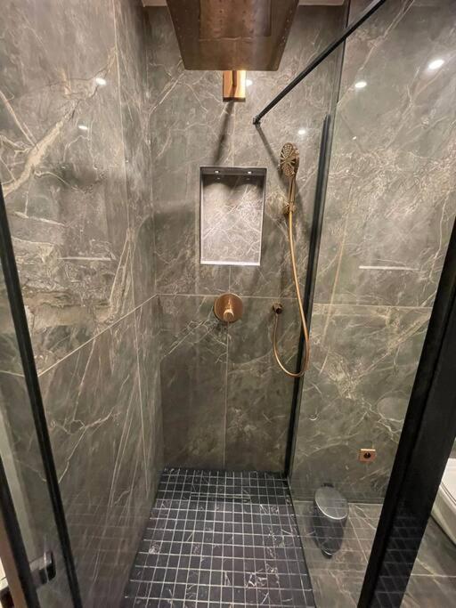 Appartement Cosy 8e Champs Elysees Miromesnil