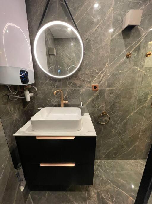 Appartement Cosy 8e Champs Elysees Miromesnil *